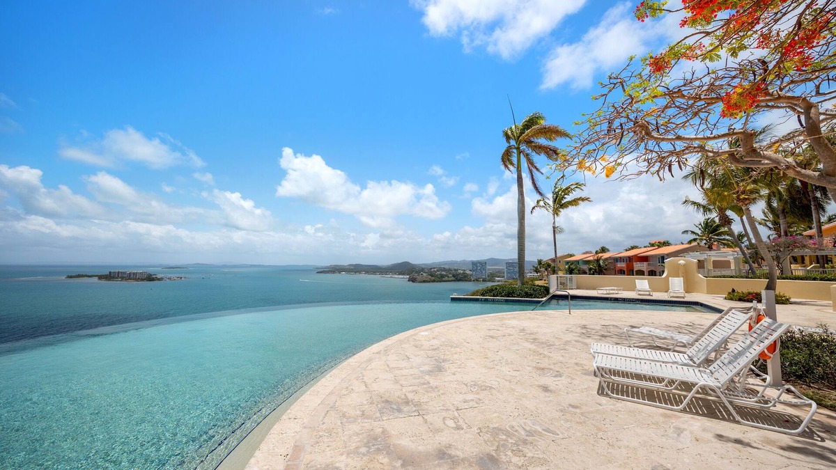 Cabezas Apartment | Infinity Pool | Golf Course Access | Balcony by Otium