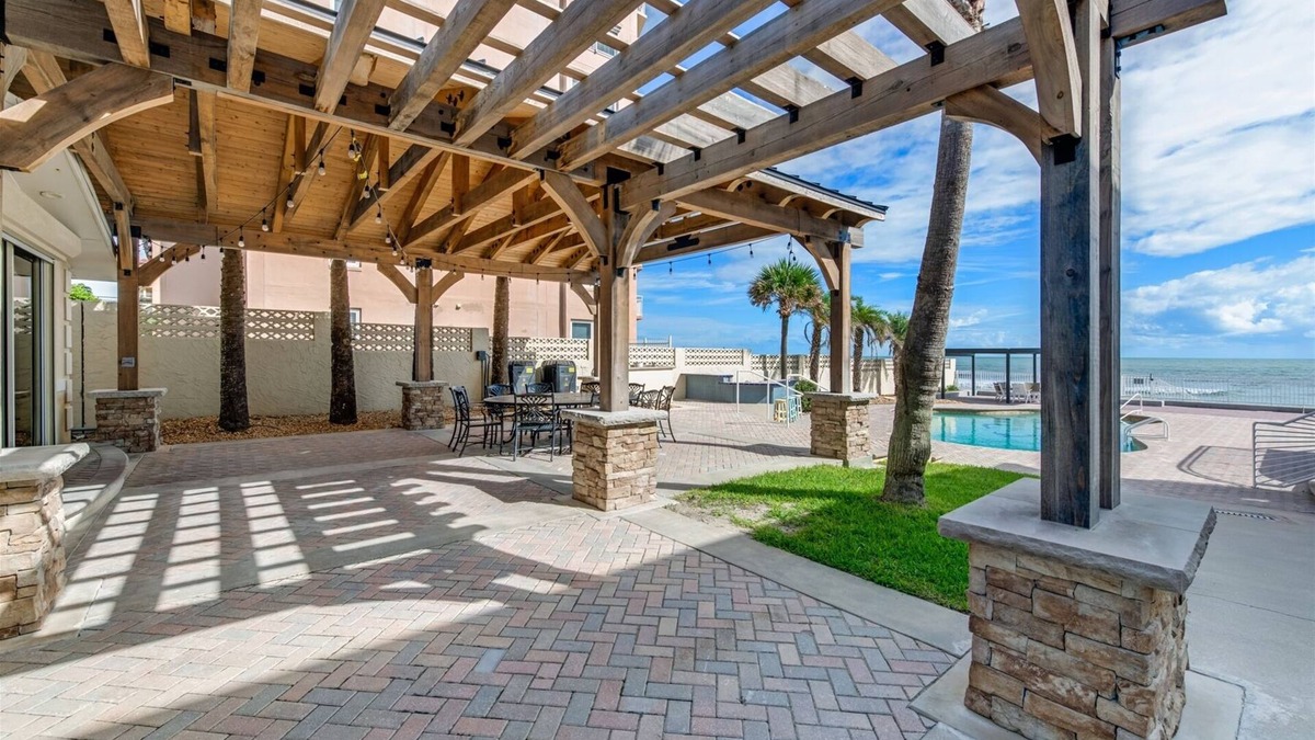 Port Orange House | Infinity Tides - Direct Ocean Front Pool House
