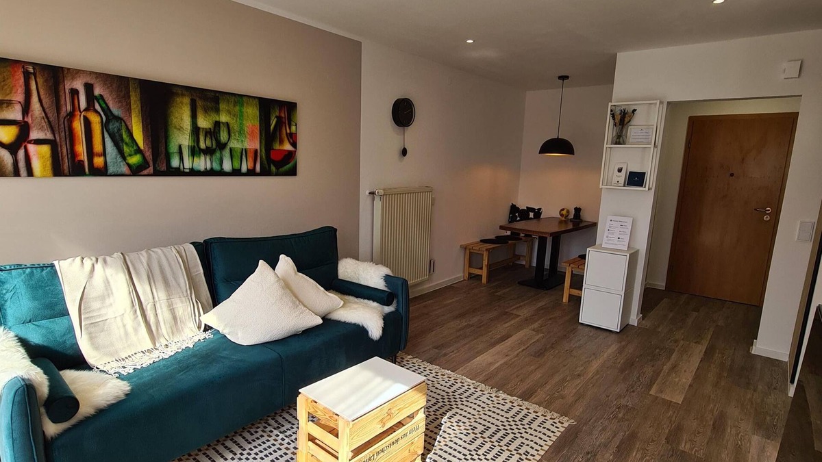 Oberemmel Apartment | Inga Schmitt Weine GbR - Ferienwohnung Rosenberg
