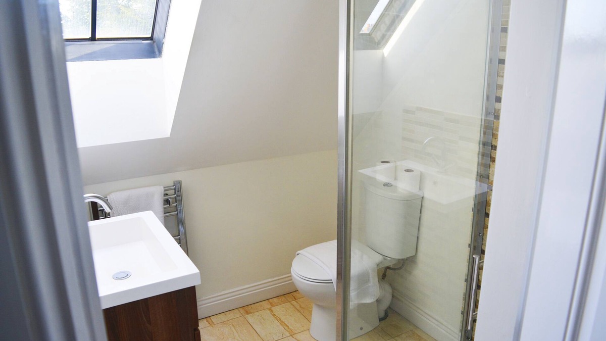 Beverley House | Ingle Mews - Accomadates 1 - 7 people