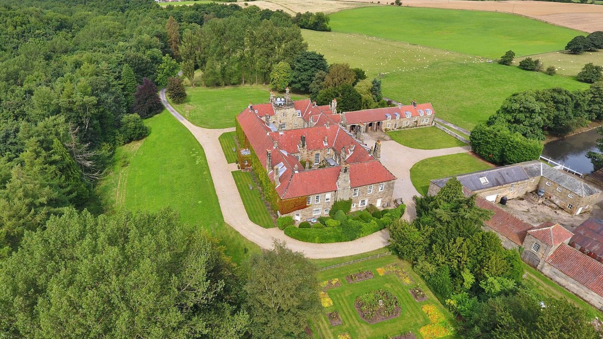 Great Broughton Apartment | Ingleby Manor - Gun Room by Interhome