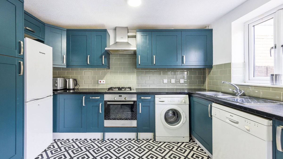 Island Gardens House | Inglewood Hub London