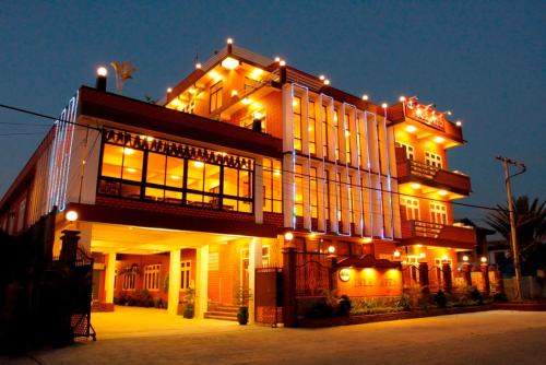 Yawnghwe Hotel | Inle Apex Hotel