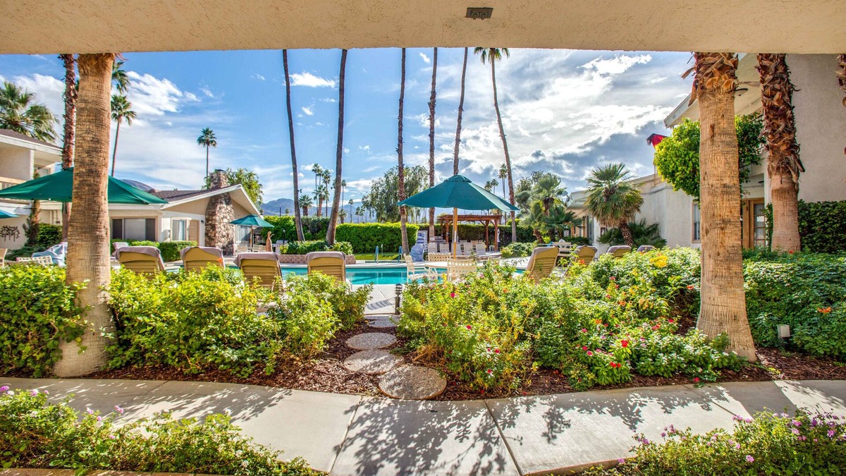 Palm Desert Hotel | Inn at Deep Canyon