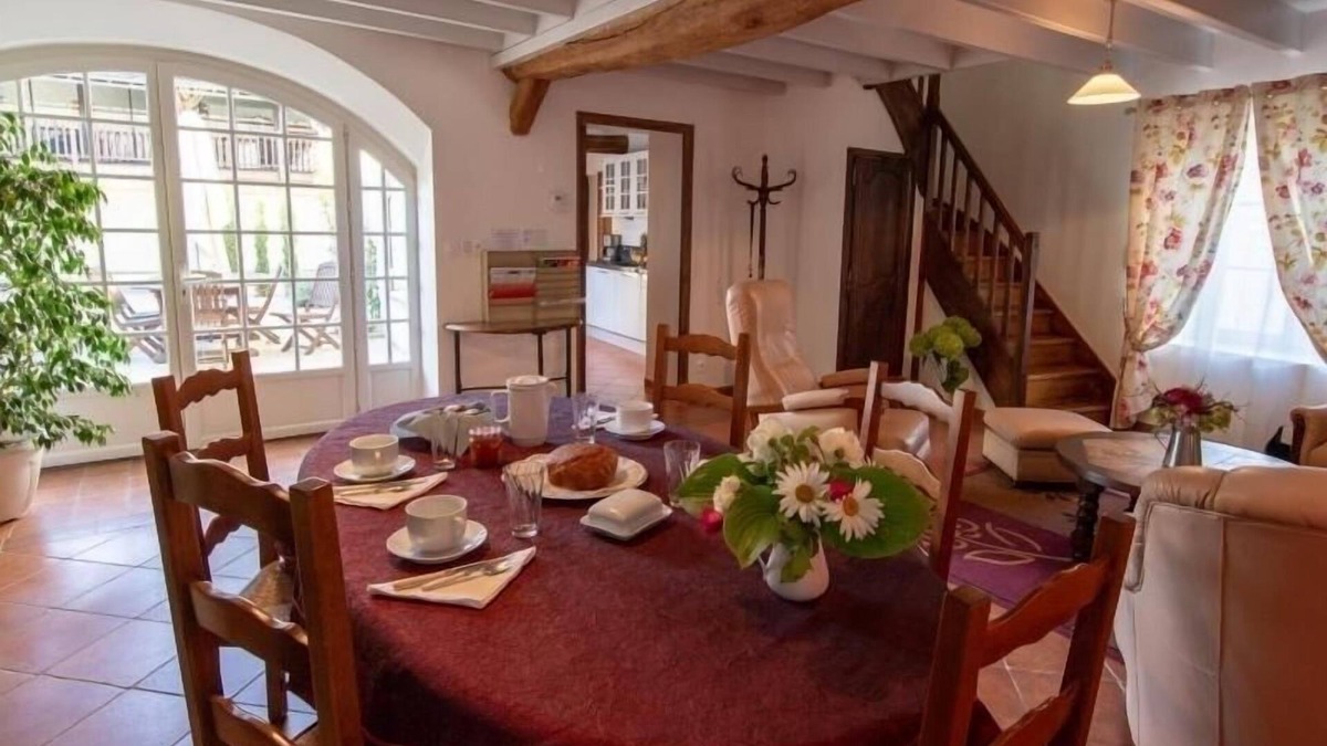 Courcelles House | Inn Courcelles, 4 bedrooms, 8 people