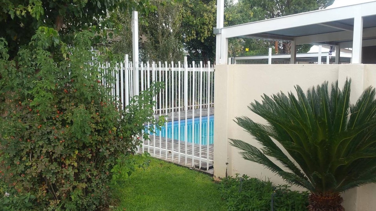 De Aar Bed & Breakfast | Inn Excellence B&B