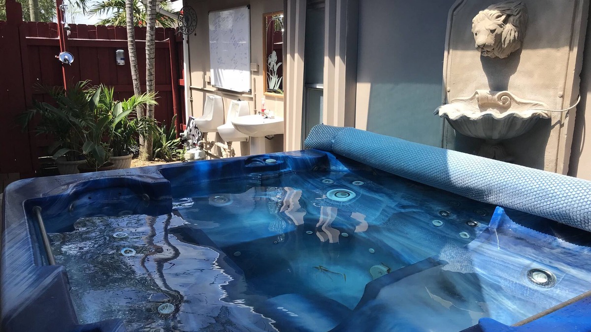 Harbordale House | Inn Leather Guest House - Male Only LGBT