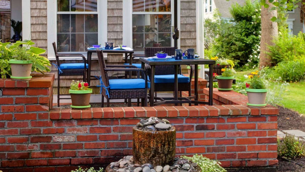 Yarmouth Port Bed & Breakfast | Inn on Main