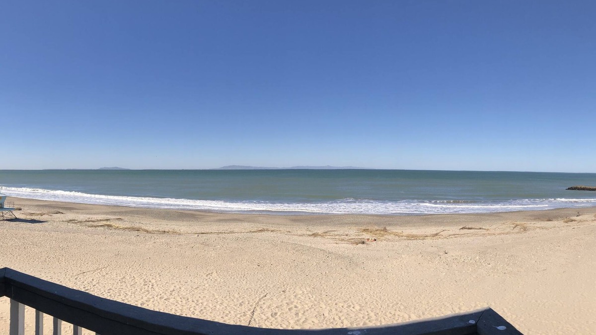 Pierpont Bay Hotel | Inn On The Beach