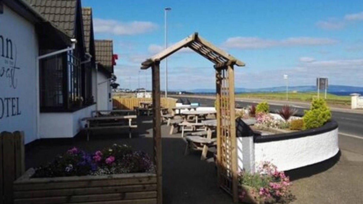 Portrush Hotel | Inn on the Coast
