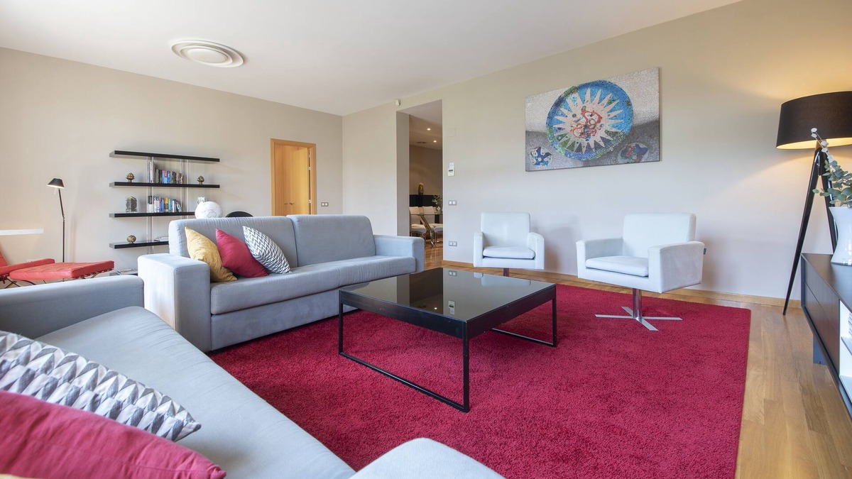 Eixample Apartment | INNER CITY CENTER ON PASEO DE GRACIA, luxurious & spacious, family & friends