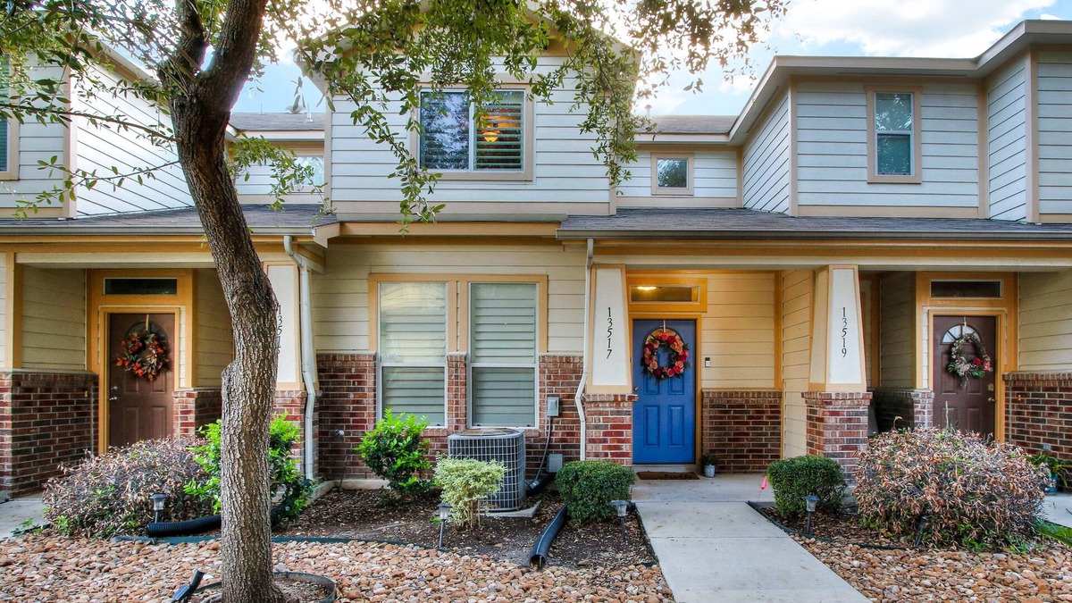 North San Antonio - SAT House | Inspiration - A Birdy Vacation Rental