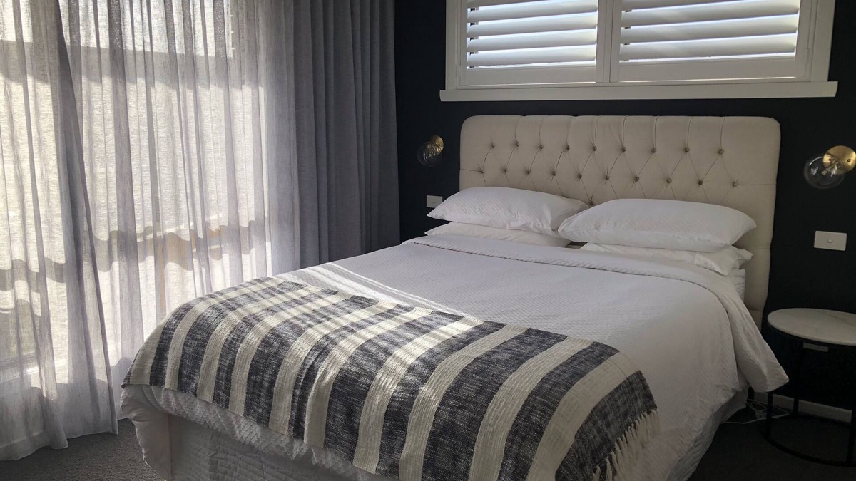Devonport Apartment | Inspire Boutique III A Stylish Home Away from Home