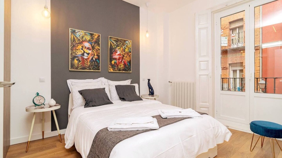 Barrio de La Latina Apartment | Insuperable Apto en La Latina C/Mediodía Grande