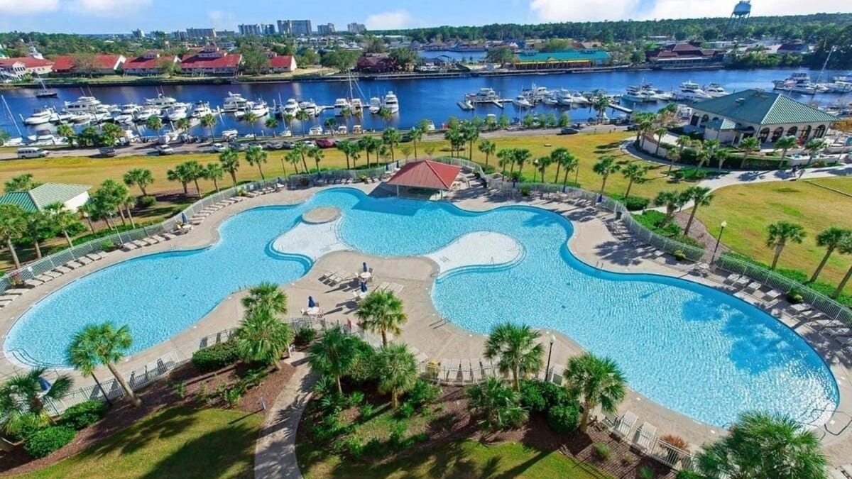 North Myrtle Beach Hotel | Intercostal Waterway Hotel Style Room - 5 min from the beach!