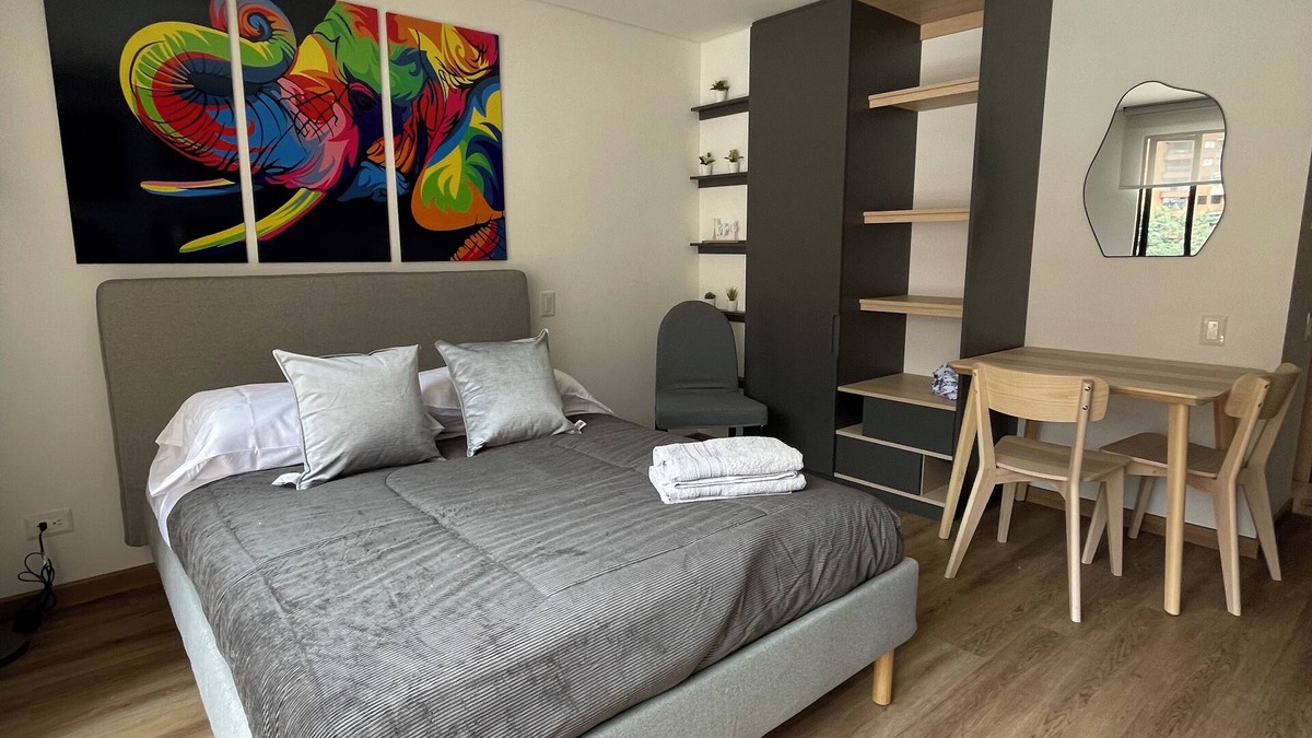 Centro International Apartment | International Center. Free washer and dryer.