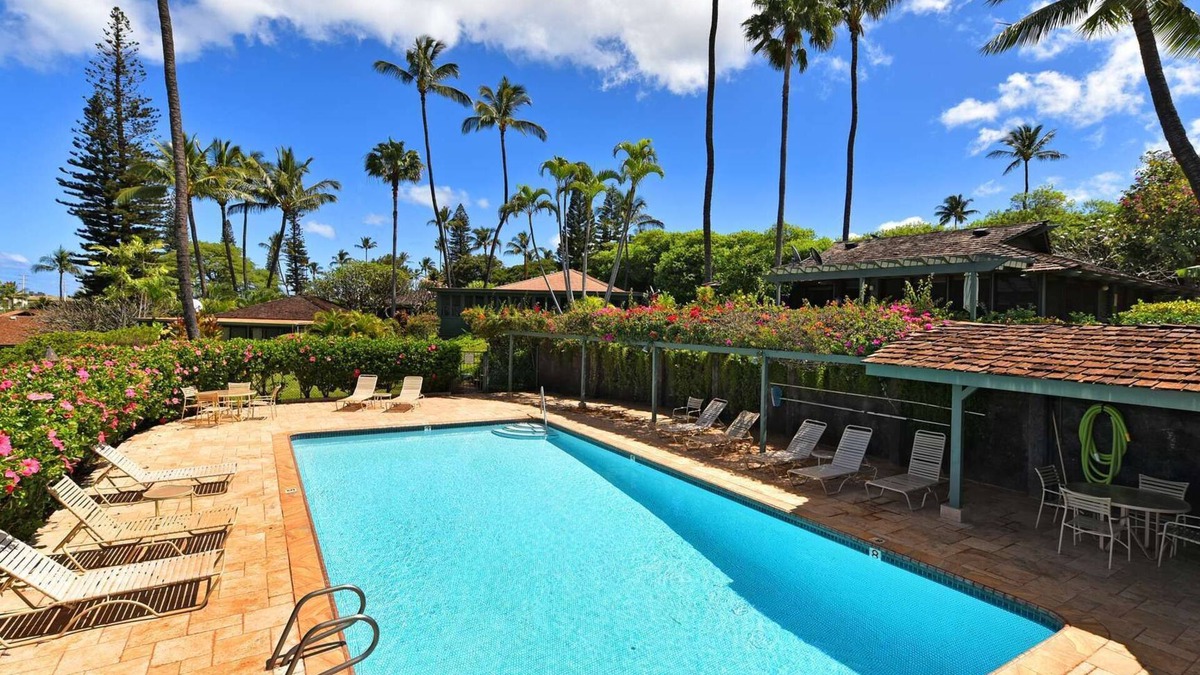 Kaanapali Cottage | International Colony Club –Dual Cottage Retreat, 4 bedrooms/Sleep 12 in total.