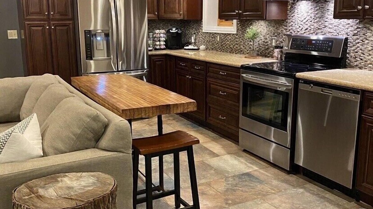 Brookville Apartment | Into The Woods With The Hidinger’s