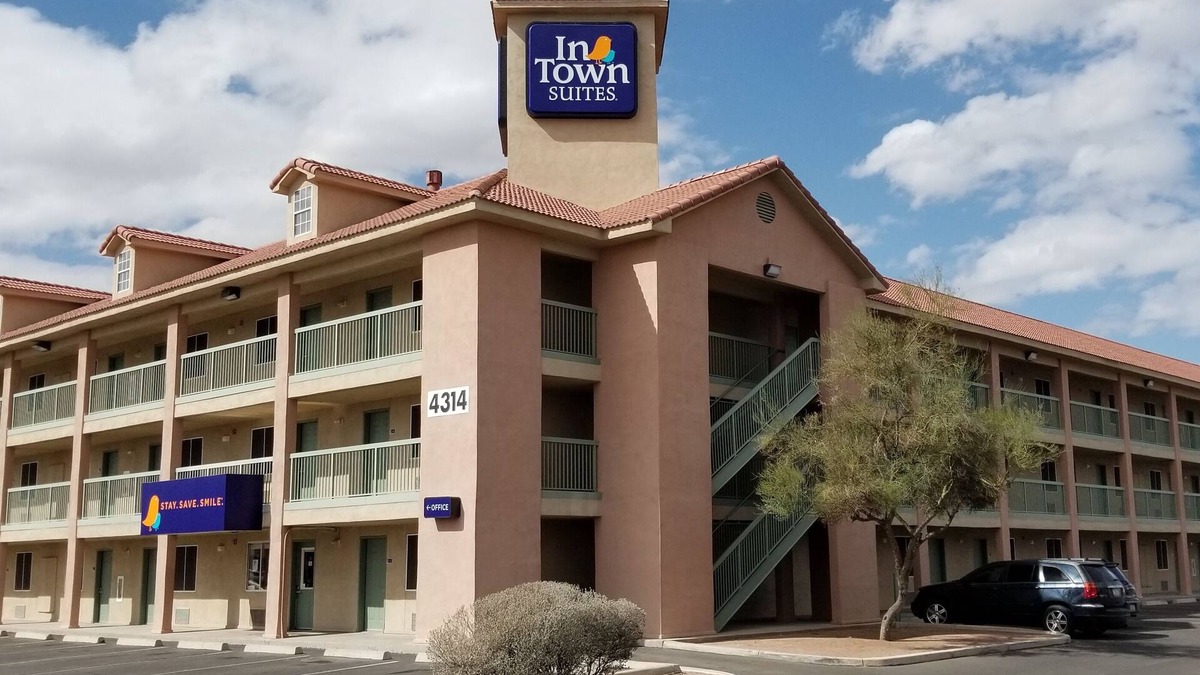 Tucson Hotel | Intown Suites Extended Stay Tucson Az