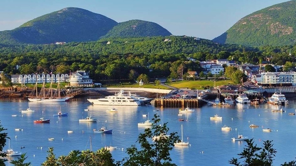 Bar Harbor House | Introducing: "Beach Point Cottage" in the Heart of Bar Harbor! Walk Everywhere!