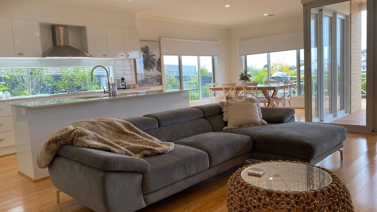Inverloch House | INVERLOCH BLUE PEARL - WIFI, LINEN & POOL Inc