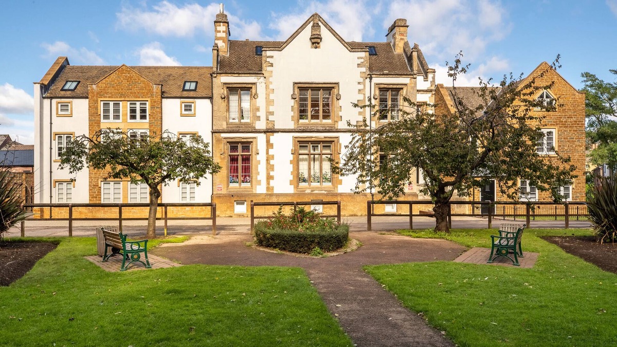 Banbury Apartment | Inviting 1-Bed Apartment in Banbury