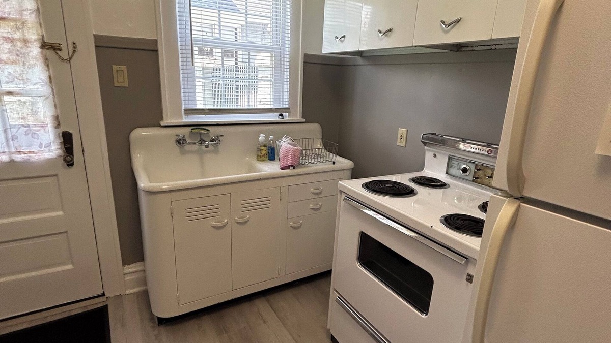 Summerlee Apartment | Inviting 2-bedroom apartment in the heart of New River Gorge National Park.