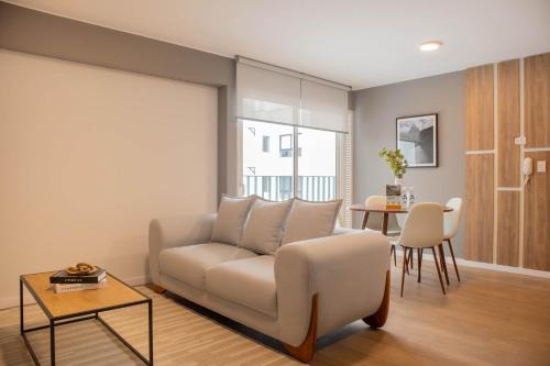 Leuro Apartment | Inviting 2BR Balcony in Lively Miraflores