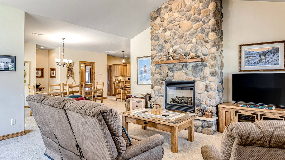 Pagosa Springs House | Inviting Townhouse w/Free WiFi, Washer/Dryer, Gas Fireplace, & Furnished Porch