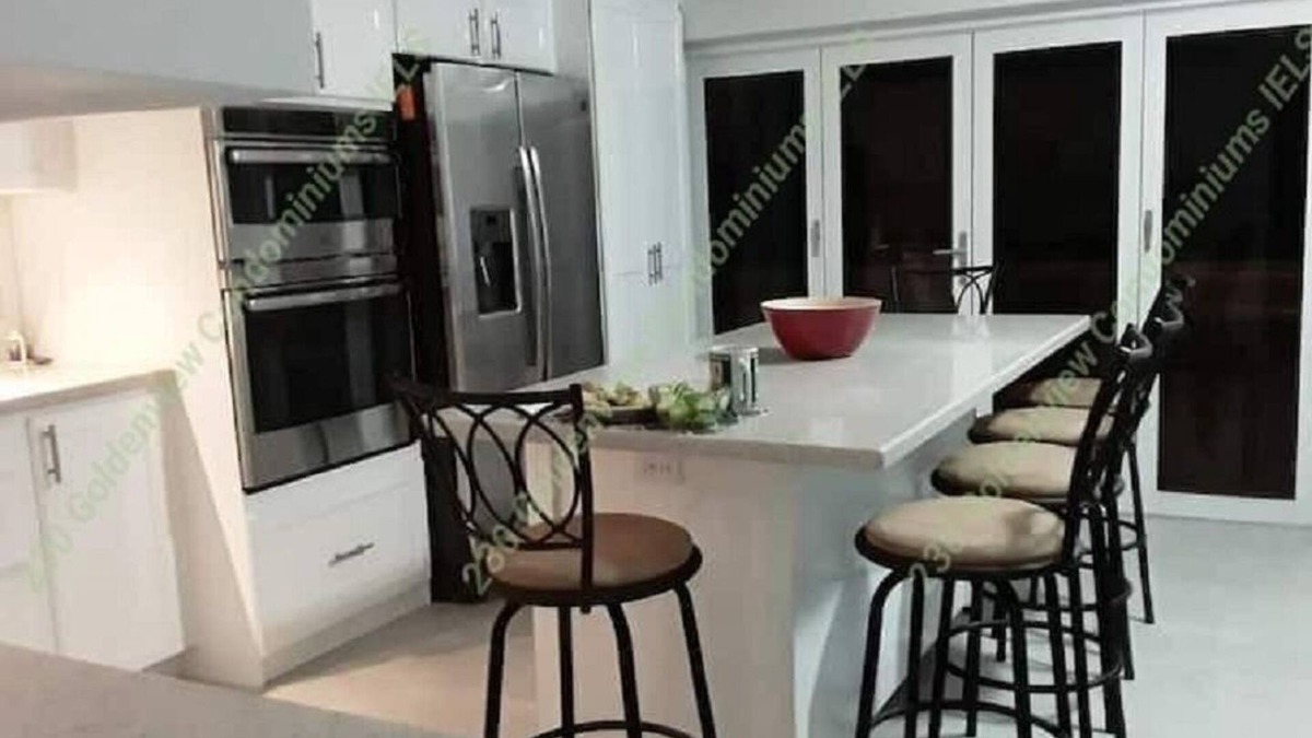 Sunset Crest Condo | IRA EUGENE LUXURY SUITE fondly referred to as IELS is the PERFECT Vacation Spot!