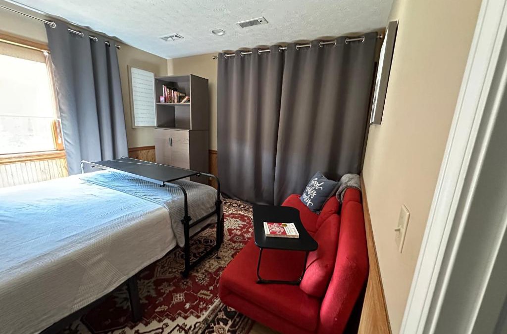 North Royalton Bed & Breakfast | Irena Bed and Breakfast