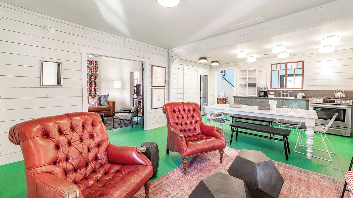 Three Oaks House | Irish Spring in Three Oaks
