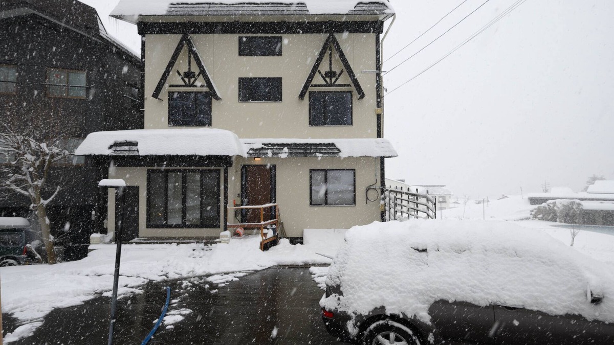 Nozawaonsen Apartment | Iroha Nozawa