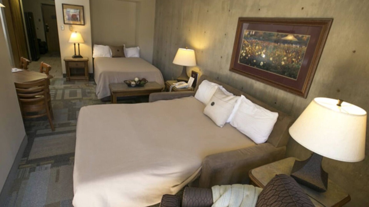 Salt Lake Mountain Resorts Cabin | Iron Blosam Lodge, Snowbird. 1/3-10/2026