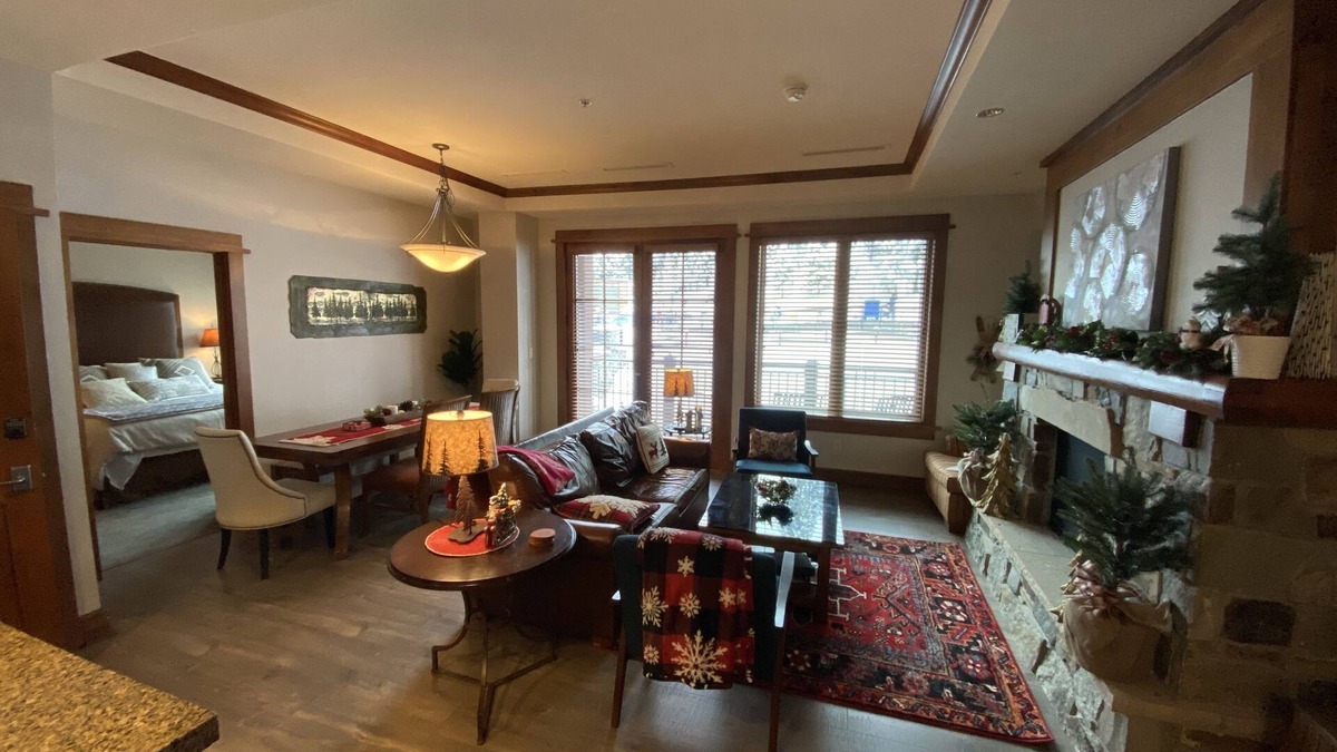 Truckee Condo | Iron Horse South at Northstar . Ski in and ski out at Northstar!