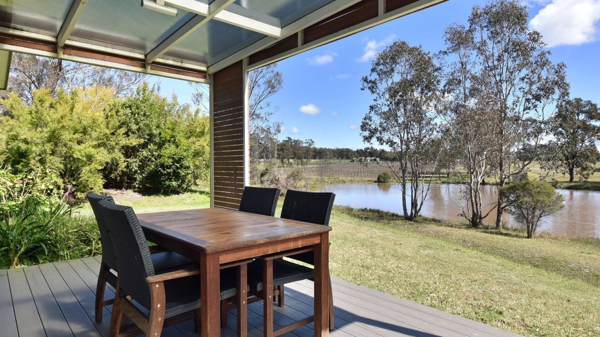 Pokolbin Villa | Ironbark Hill Villa 3
