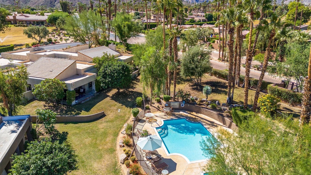 Palm Desert Condo | Ironwood Country Club Condo in Palm Desert, California