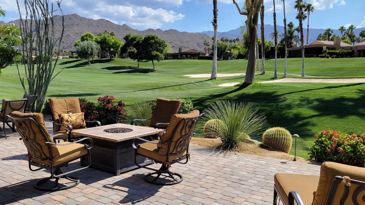 Palm Desert House | Ironwood Country Club Villa on Golf Course, Amazing Views. Fully Remodeled.
