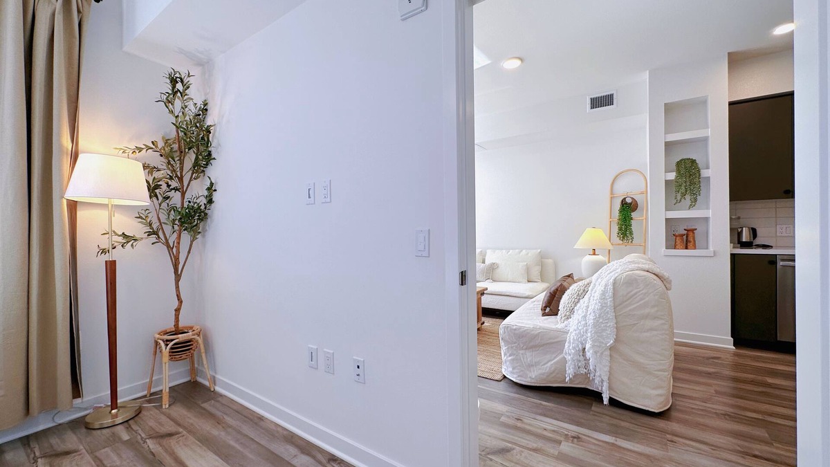 Tustin Apartment | Irvine 1b1b Charming 1-bedroom apartment in wonderful with gym swimming pool