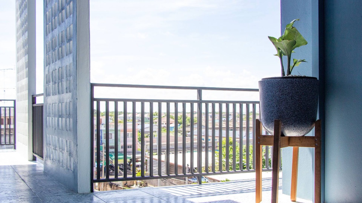Ratchaburi Hotel | Is Am Are Stay Boutique