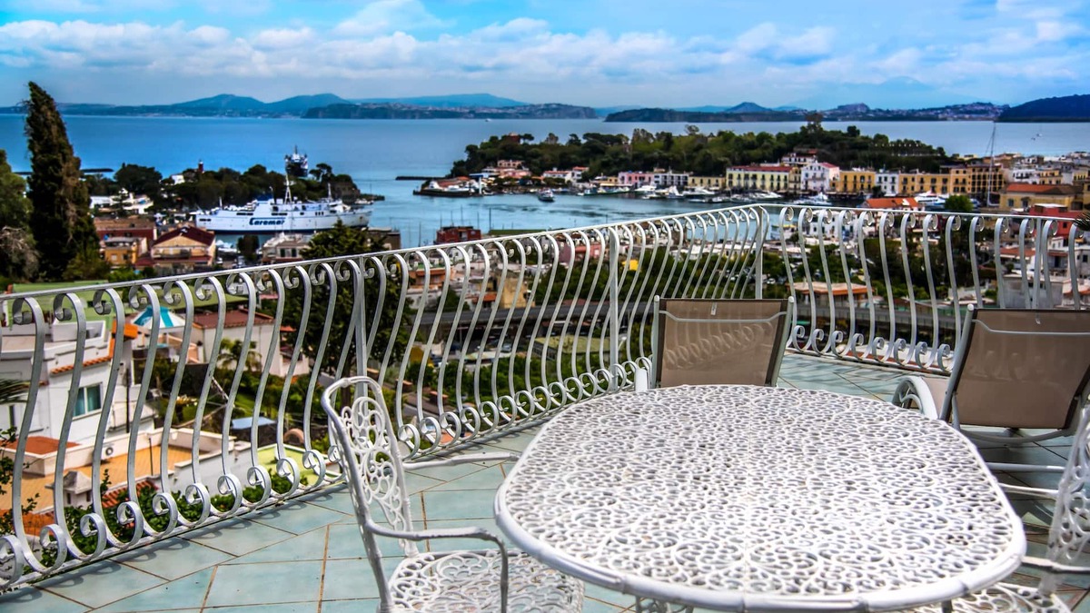 Ischia Porto House | Ischia Dream Visions - Ernst Studio Apartment