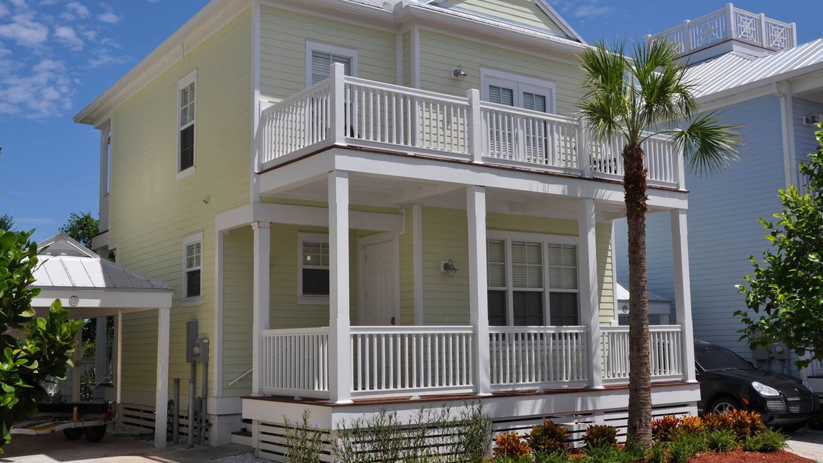 Islamorada House | Islamorada home in Anglers Reef with Ocean Views, Dock, Com Pool & Private Beach