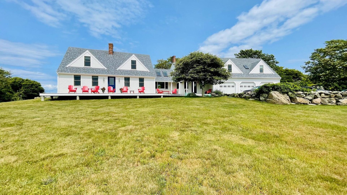 Block Island House | Island Adventure Vacation