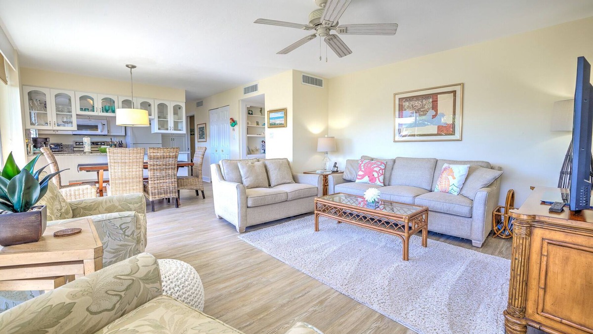 Sanibel Condo | Island Beach Club #P3A is a 2/2 vacation rental on Sanibel Island!