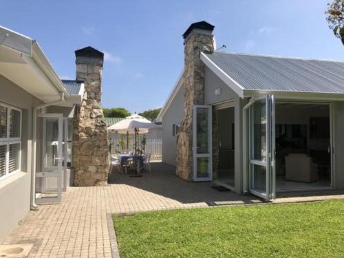 Great Brak River House | Island Breeze @ 70
