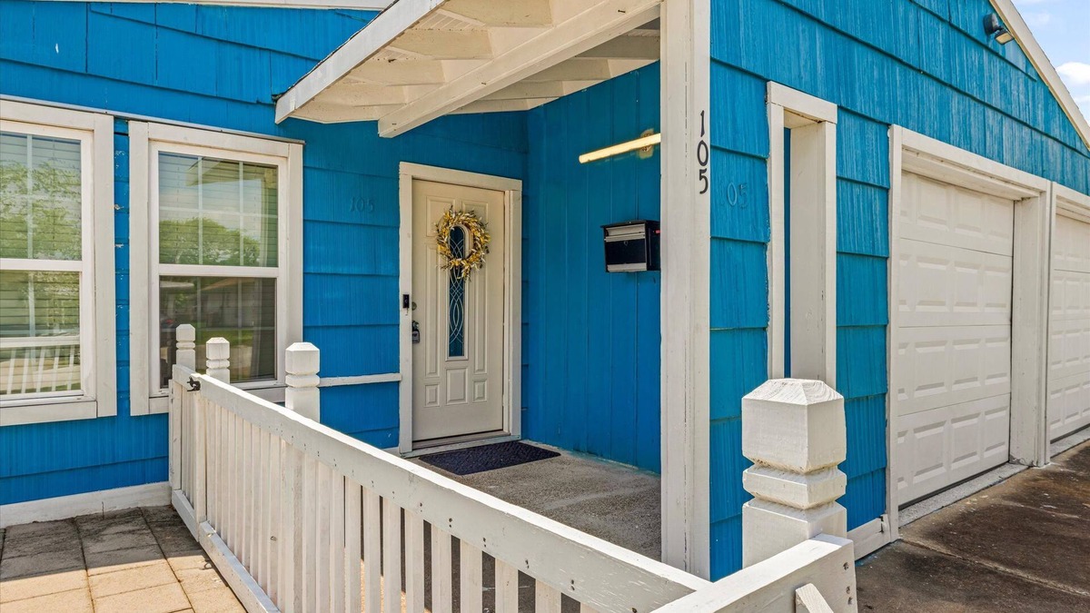 Galveston House | Island Bungalow Near Beach & UTMB w/EV Charger