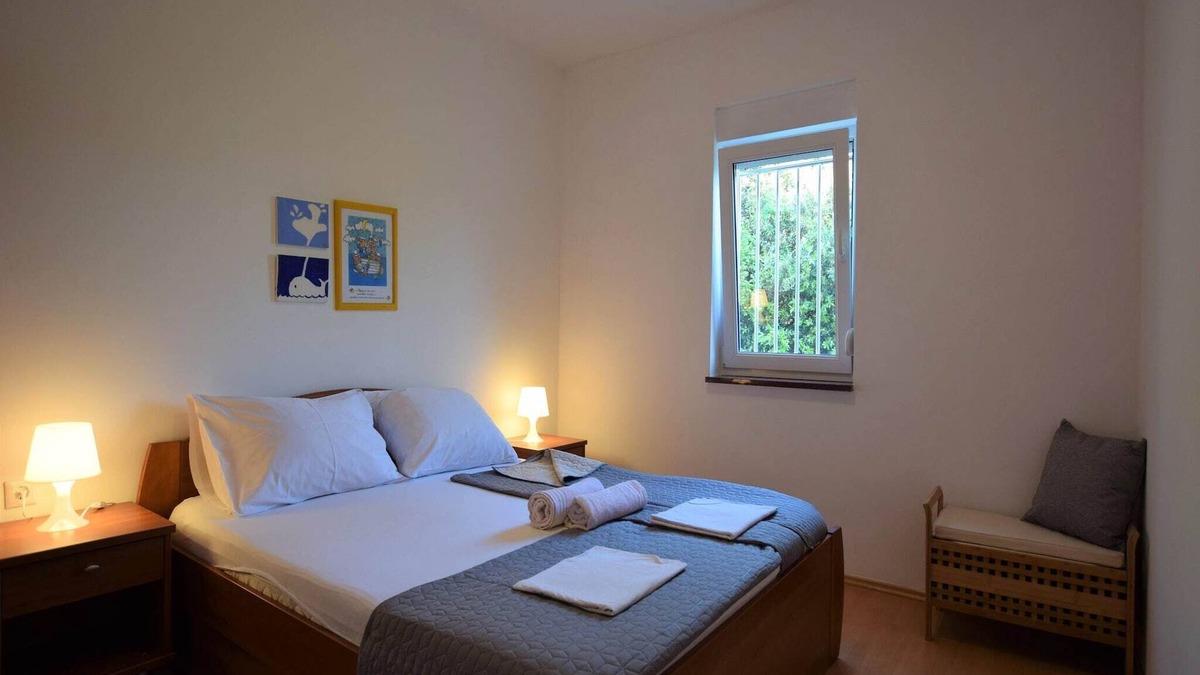 Mandre House | Island Escape with Pool