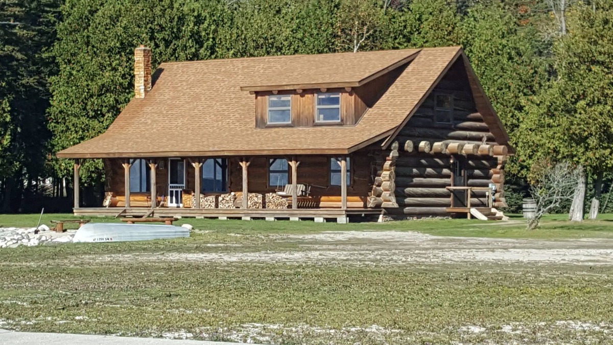 Bois Blanc Island Cabin | Island Getaway on BBI - Beautiful Log Home with Sandy Beachfront on Lake Huron