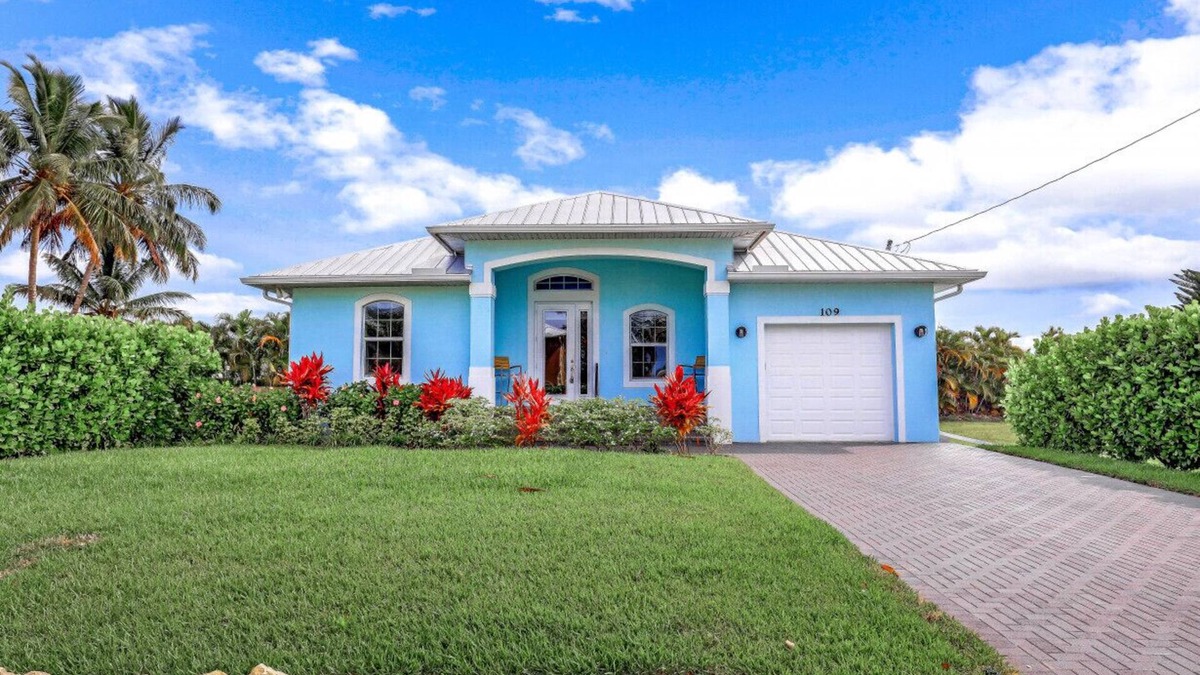 Isles of Capri House | ISLAND LIFESTYLE FAMILY VACATION HOME (BRAND NEW)