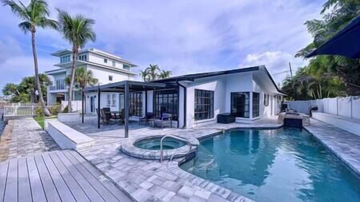 St. Petersburg - Clearwater House | Island View from Waterfront home
